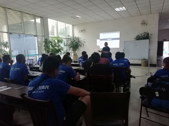 廉總監(jiān)為大家做講解 防水材料