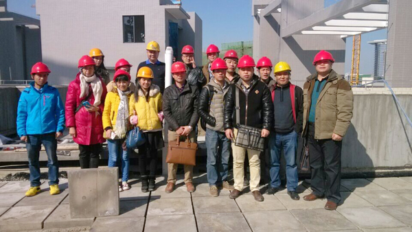 培訓(xùn)人員合影留念 廣西保溫