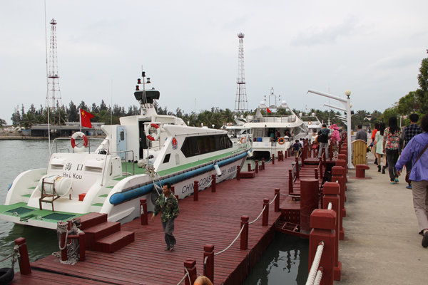 青龍團(tuán)隊(duì)進(jìn)入游輪準(zhǔn)備起航 青龍三亞年會(huì)